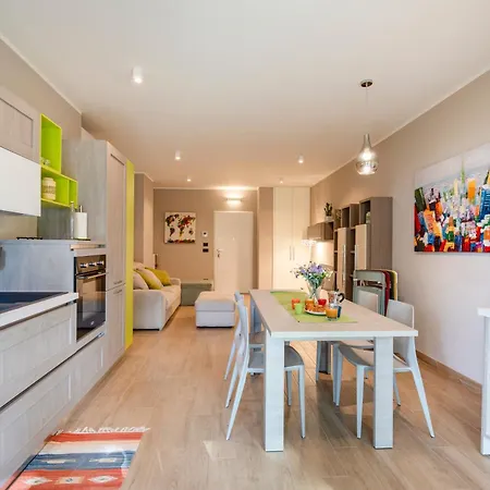 Guesthost - Casa Joyful Lägenhet Bari