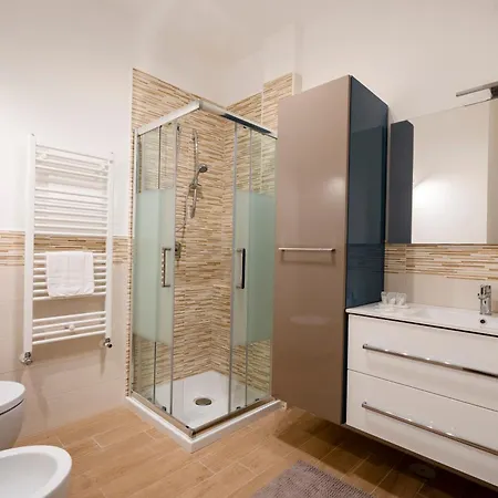 Guesthost - Casa Joyful