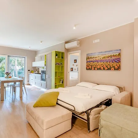 Guesthost - Casa Joyful Apartamento