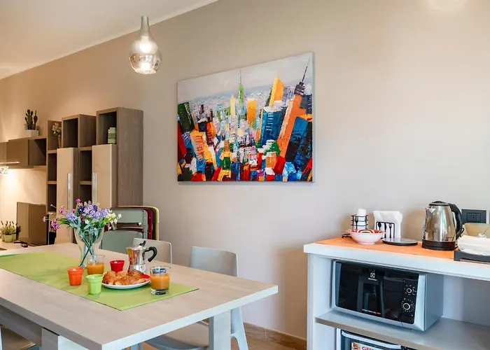 Guesthost - Casa Joyful Daire
