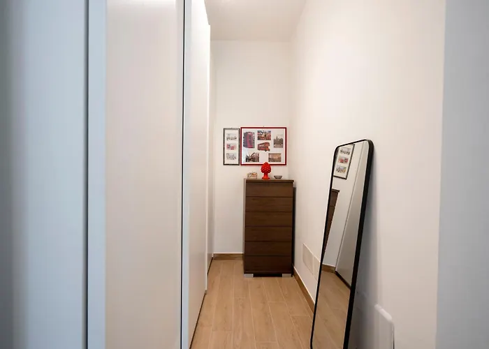 Guesthost - Casa Joyful Daire